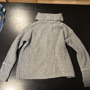 UpWest womens turtleneck split back sweater gray small S